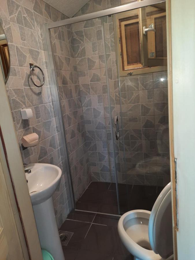 Mali Raj Apartmani Cetinje Exterior photo
